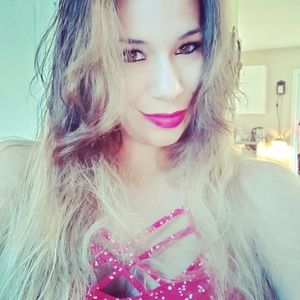 Meet your Posher, Tania